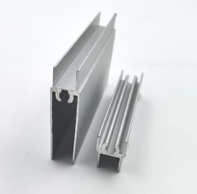 Perfil de aluminio del guardarropa del final T6 T7 T8 del molino para la puerta deslizante