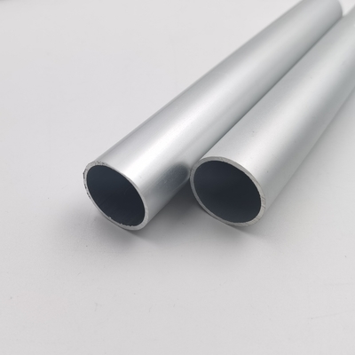 Tubos de aluminio de la ronda y de la elipse de las protuberancias del carril de la suspensión de ropa del guardarropa