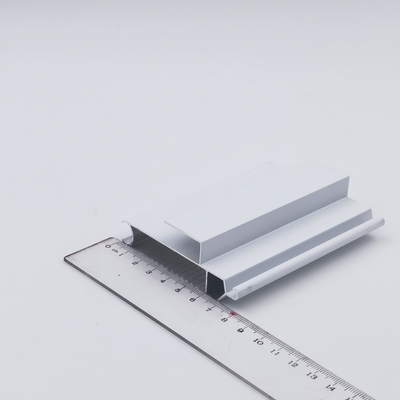 El poder cubrió los perfiles de aluminio del obturador del rodillo 0.4m m - 1.2m m densamente para el gabinete