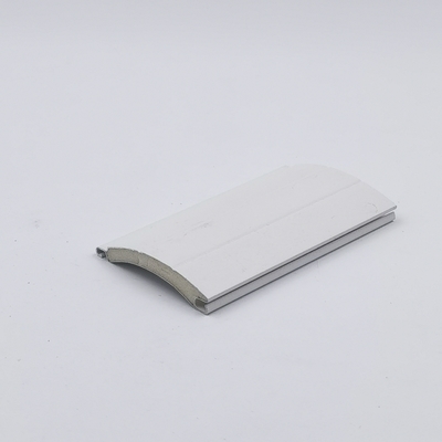 Perfil de aluminio del color de madera de encargo para la anchura del obturador 39m m del rodillo del listón general