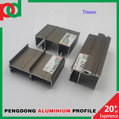 El polvo cubrió los perfiles de aluminio de la longitud T5 de 5,8 metros para Windows y las puertas