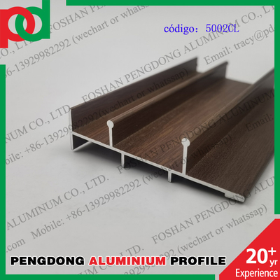 0.15m m T5 moderan los perfiles de aluminio del final de madera para las series L20 L25 L32 L5000 de Bolivia