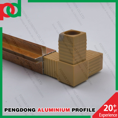 De alta calidad modificada para requisitos particulares pulverizan perfil de aluminio de pulido revestido del armario de cocina