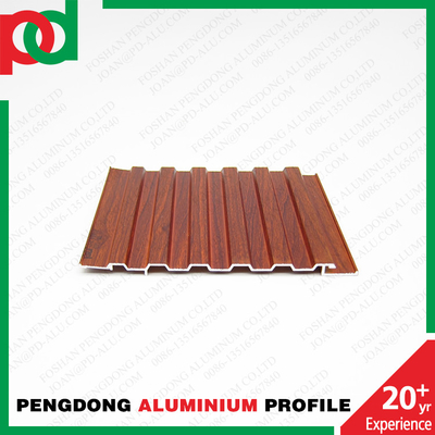Procesamiento de flexión para perfiles de aluminio y tubos de madera en Perú