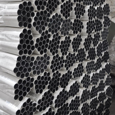 Los perfiles de aluminio del tubo de la cortina de ducha T5 redondean