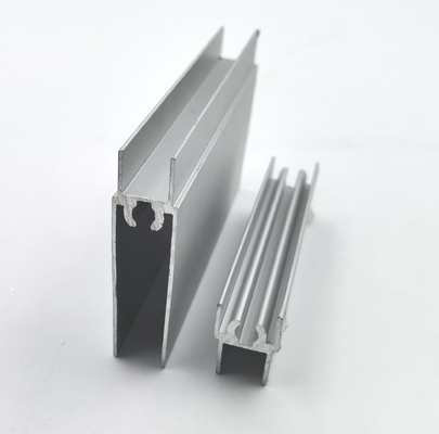 Perfil de aluminio del guardarropa del final T6 T7 T8 del molino para la puerta deslizante