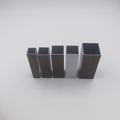 Perfiles de aluminio sacados de la tubería del ISO 14001 rectangulares alrededor de 40 de x 40