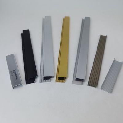 Buen precio Los perfiles de aluminio que pulen la teja de afilamiento decorativa arreglan la plata popular y el color oro en línea