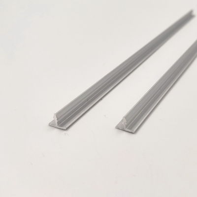 Buen precio 8m m decorativos T forman los perfiles de aluminio del ajuste que la plata anodizó mate en línea